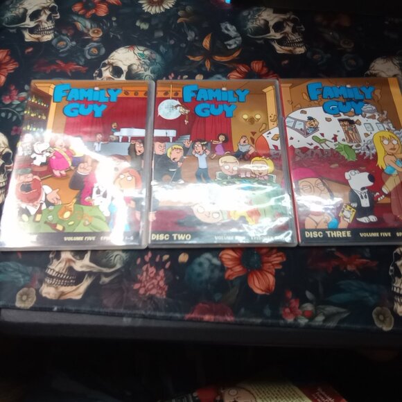 Family Guy Volume Five DVD Box Set Adult Animation Comedy - Picture 4 of 4